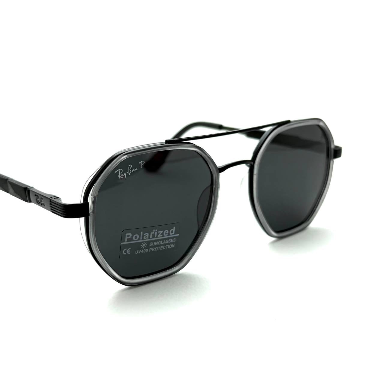 Ray-Ban RB3717 –Dark Grey Polarized