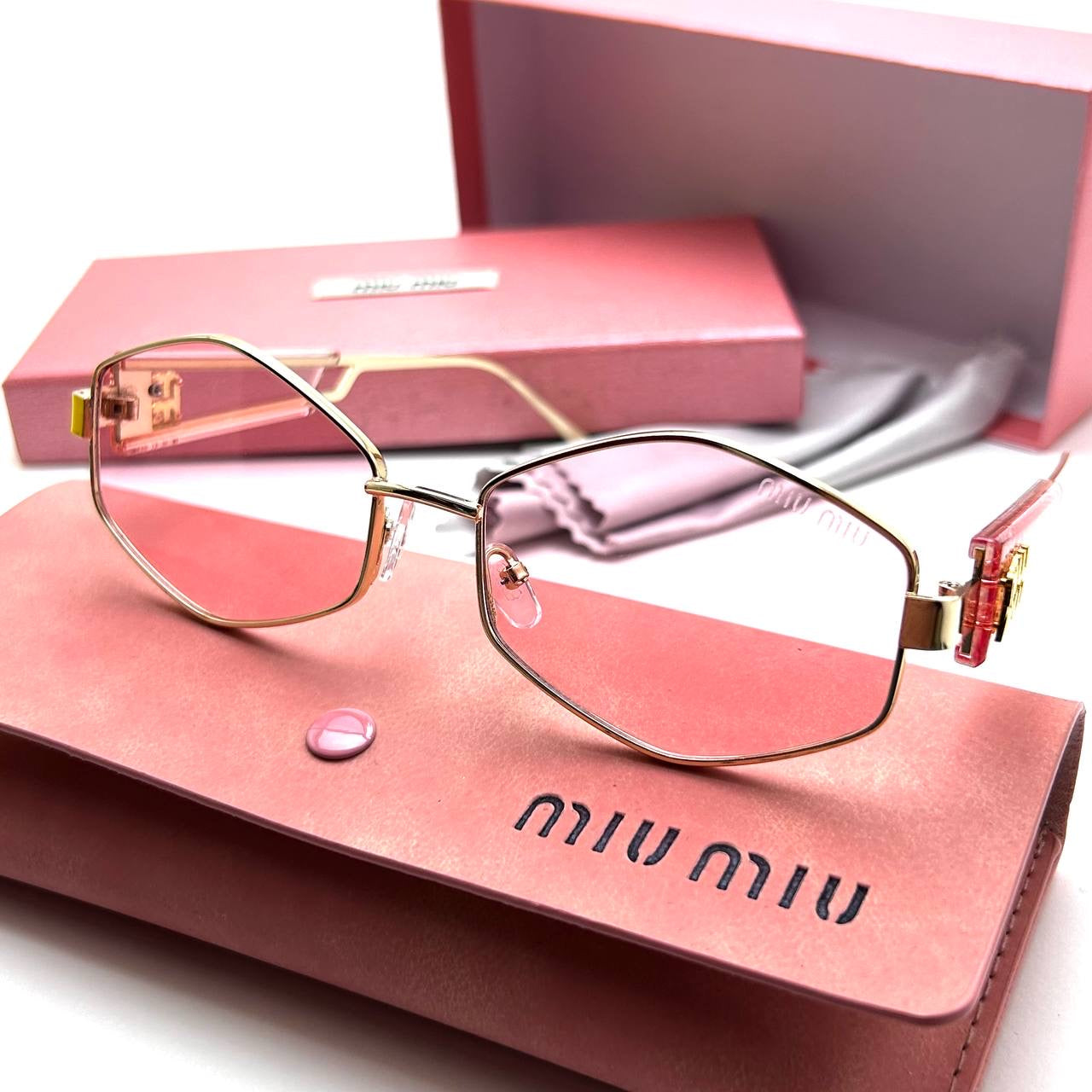 Miu Miu MU09WS – Rosé Luxe
