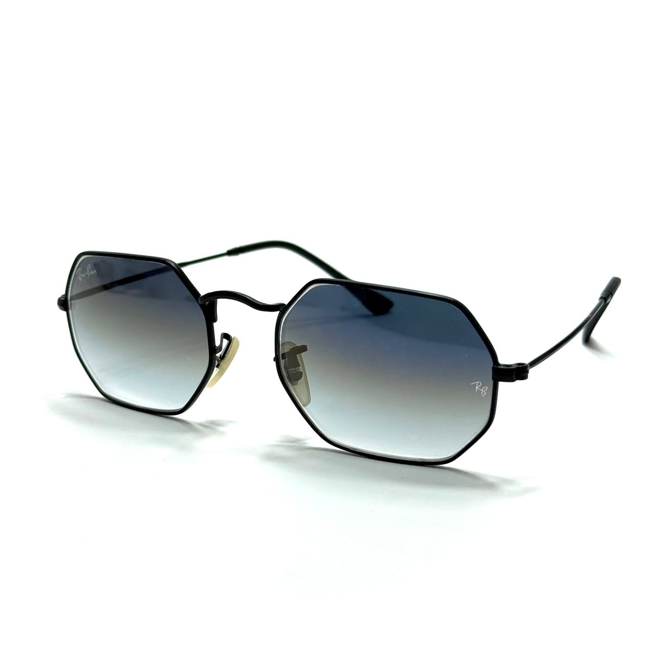 Ray-Ban Geometric – Matte Black / Blue-Gray Gradient