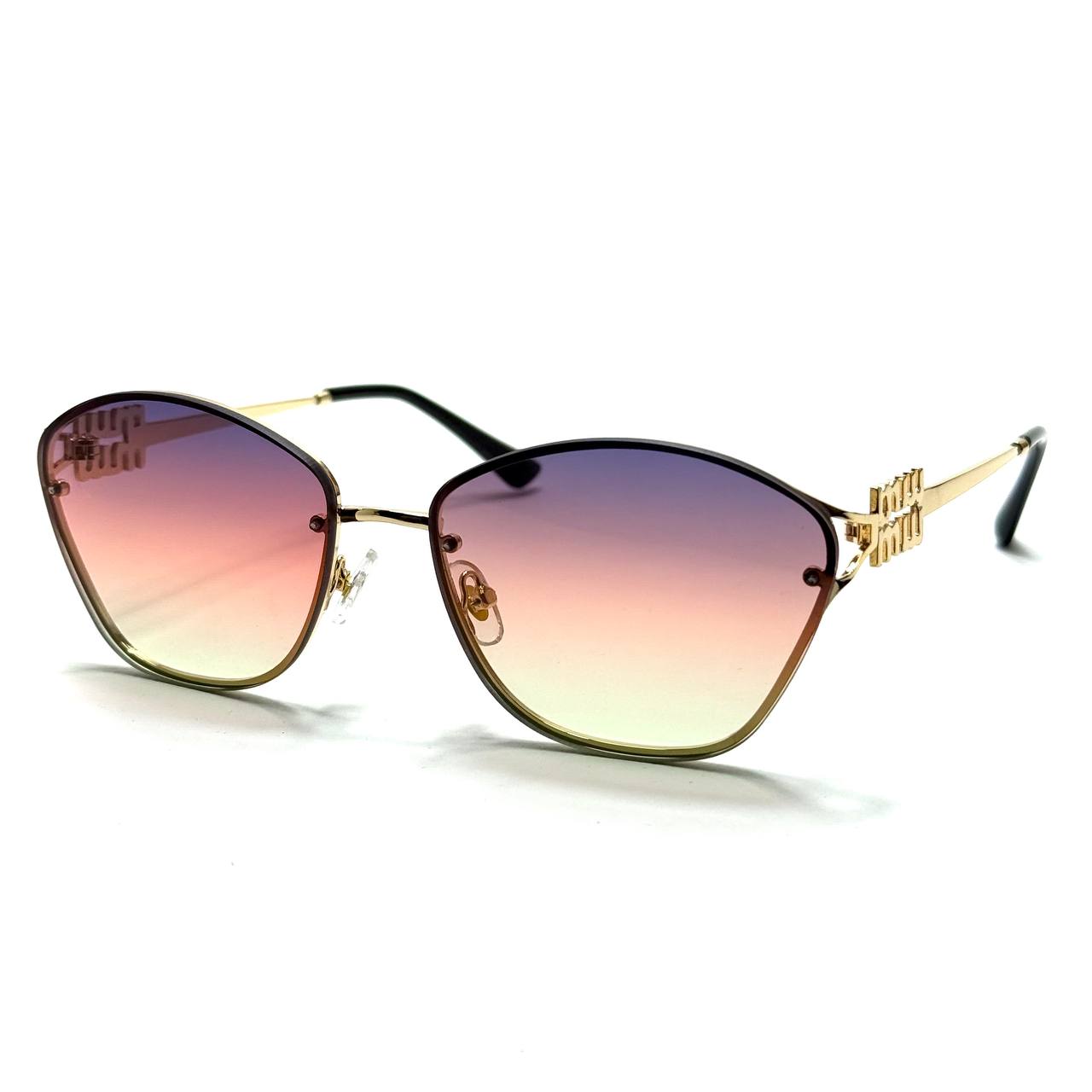 Miu Miu Cat-Eye Metal – Gold / Sunset Gradient