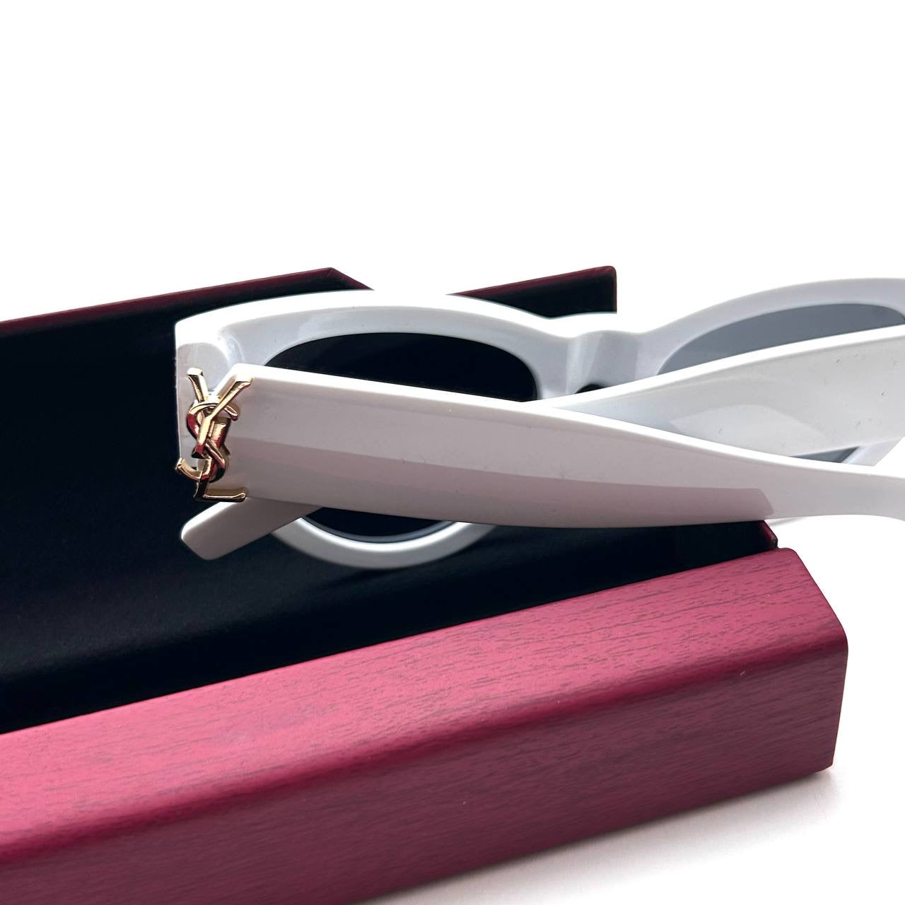 YSL Cat-Eye – White Bold Black Lens