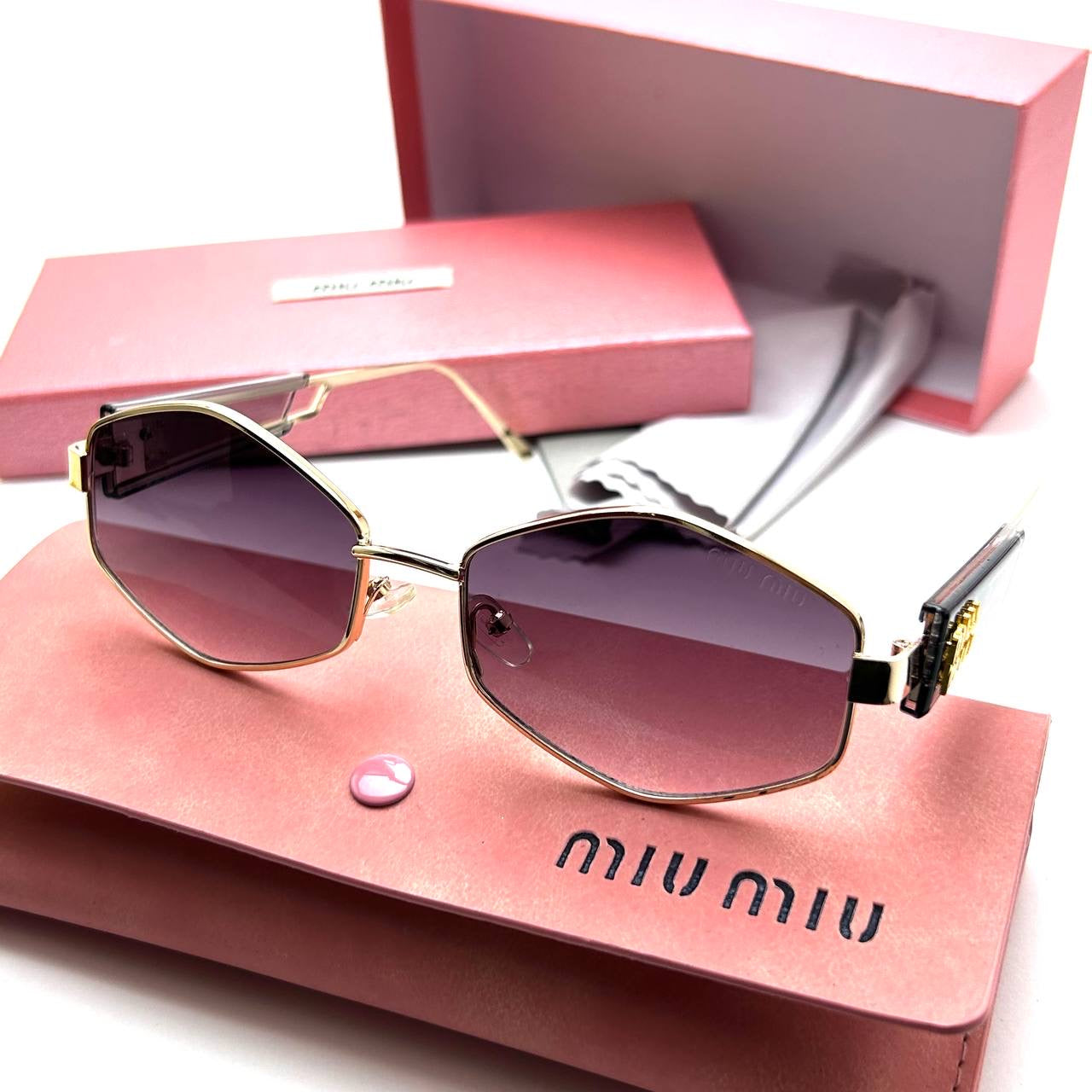 Miu Miu MU09WS – Gold & Violet Gradient