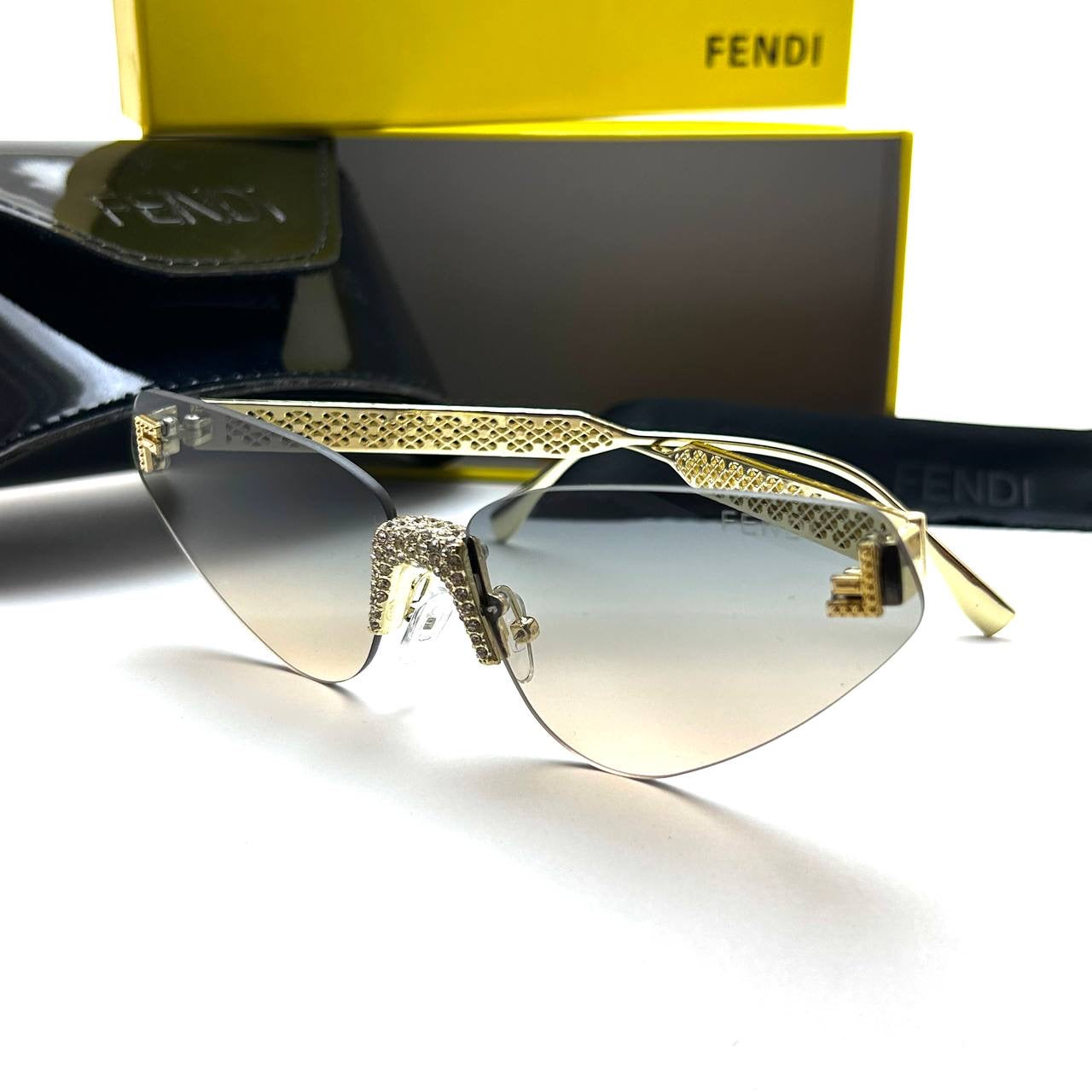 Fendi Crystal Cat-Eye Sunglasses - Gold Gradient