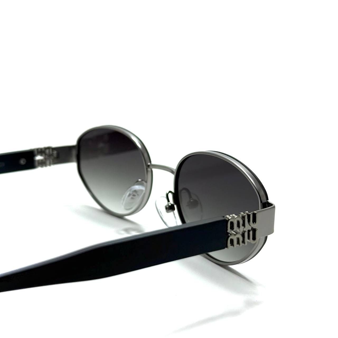 Miu Miu Oval – Black / Grey Fade